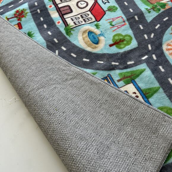 Kids' Play Rug - City - Picture 6 of 7